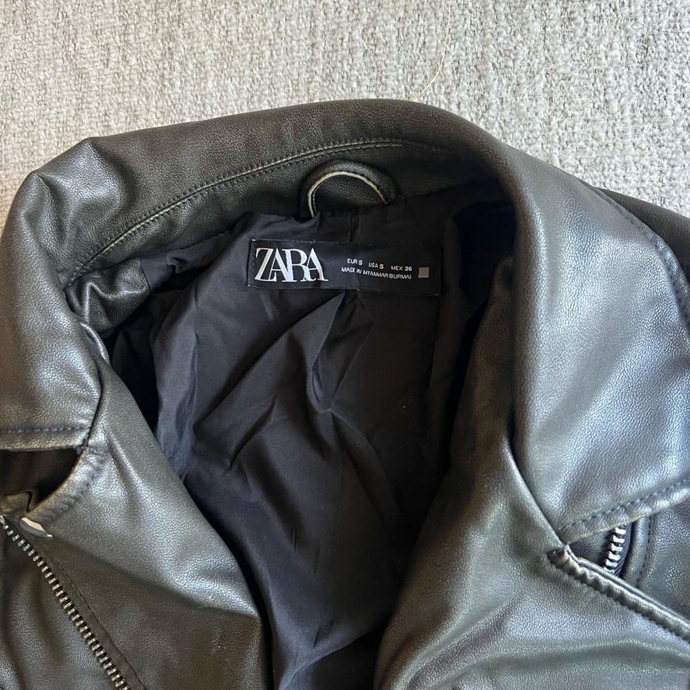 Zara Jacket - Picture 3 of 4